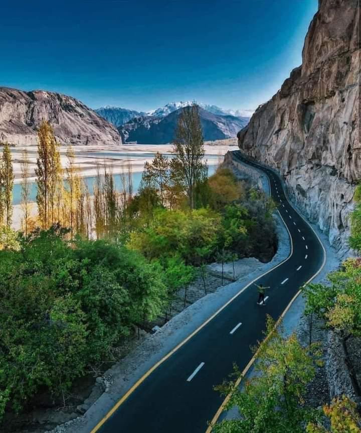 best hotel in khaplu